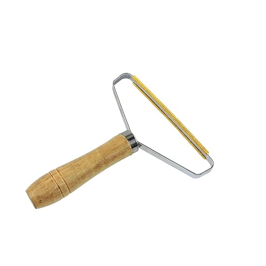 Wooden Lint  Remover Roller