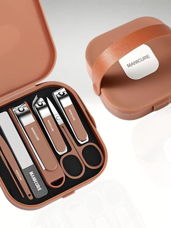 8 In 1 Manicure Kit - 8 in 1 Manicure Set - Nail Clippers Tools